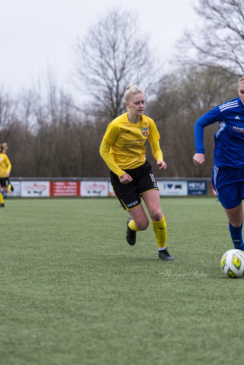 Bild 416 - F SSC Hagen Ahrensburg - SV Frisia Risum-Lindholm : Ergebnis: 1:2